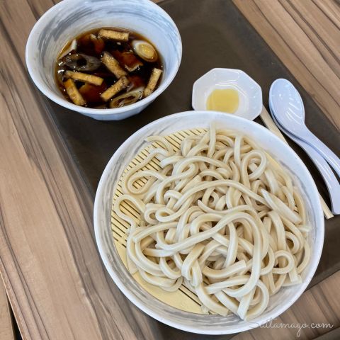 イイナパーク川口の肉うどん